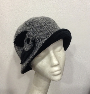 cloche rétro gris et noir